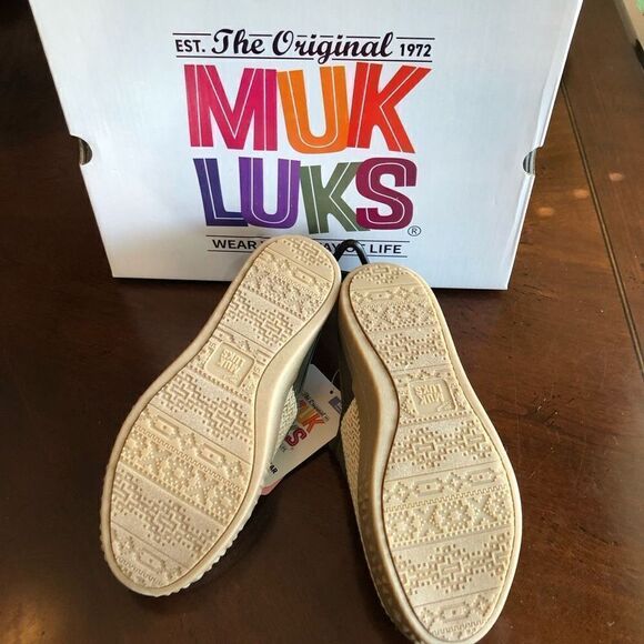 MUK LUKS - 🎉HP🎉 L Sz 6.5 Green Street Kings Highway Faux Leather Clogs. NWTIB! - Picture 4 of 16